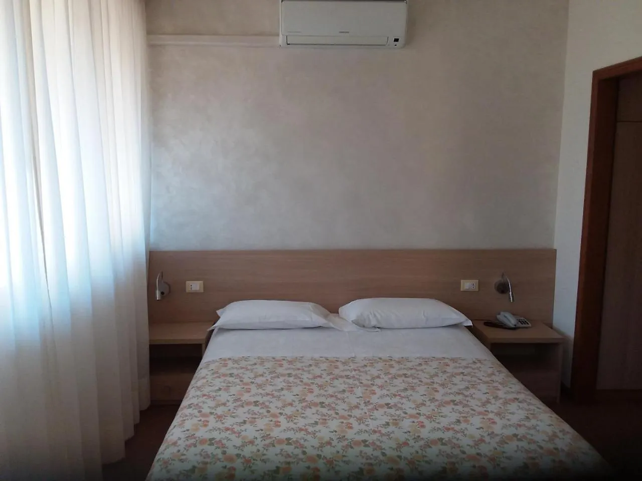 Albergo Nyers Perugia Hotel