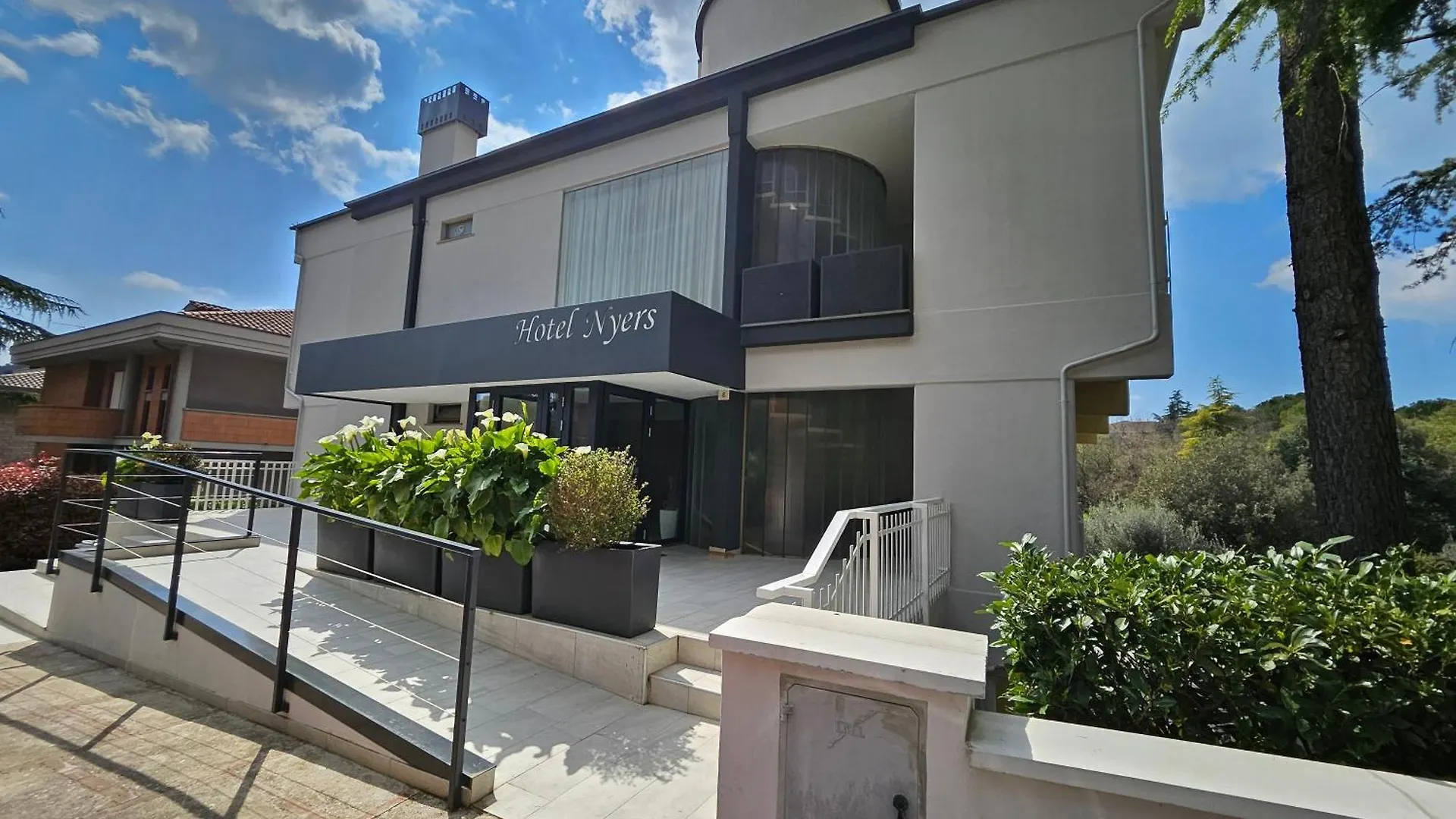 Albergo Nyers Pérouse