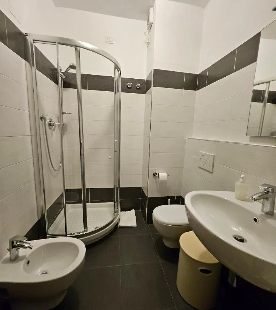 Albergo Nyers Pérouse Hotel