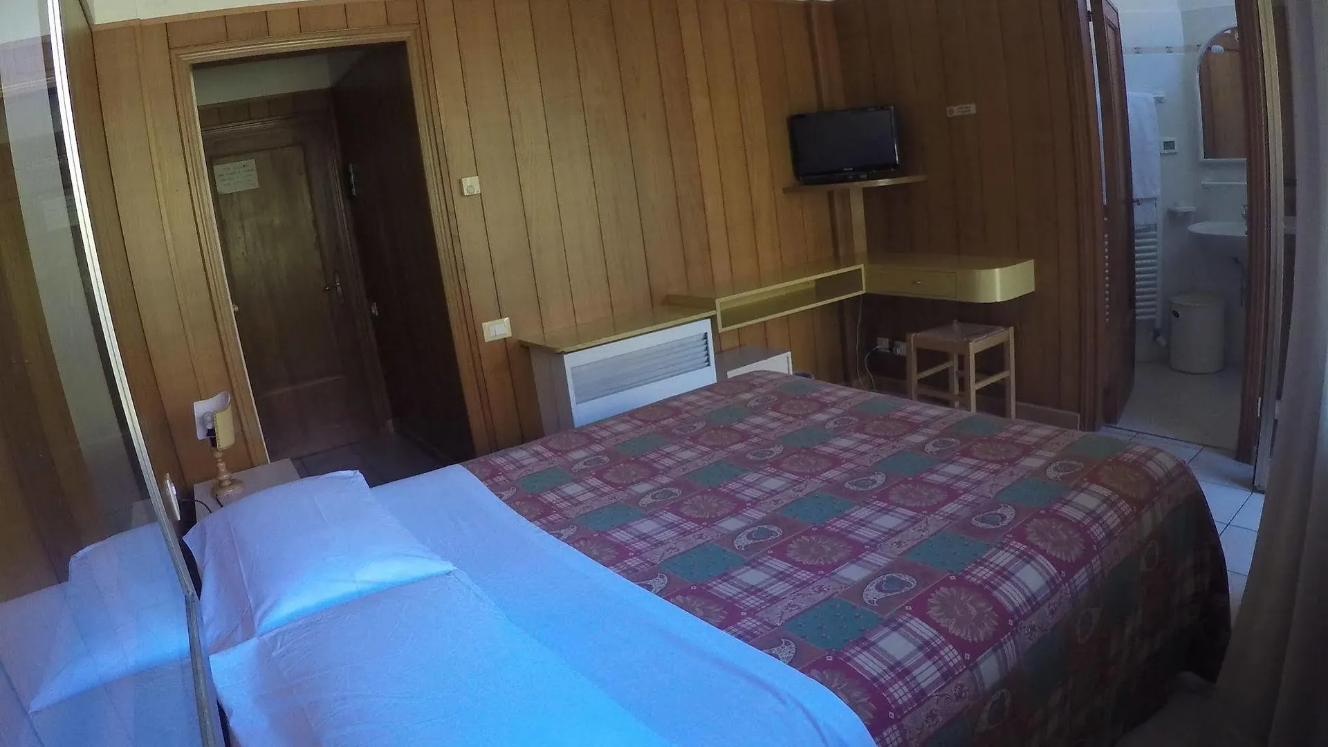 Albergo Nyers Perugia 0*,  Itálie